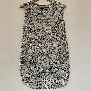 Size:2 Colorful camouflage no sleeve blouse by H&M